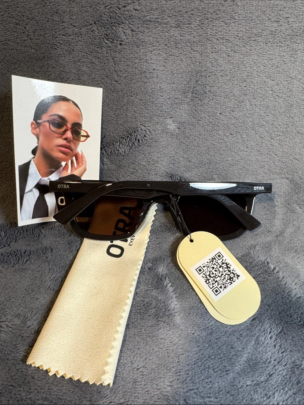 OTRA Eyewear Nia Rectangular Sunglasses in Chocolate